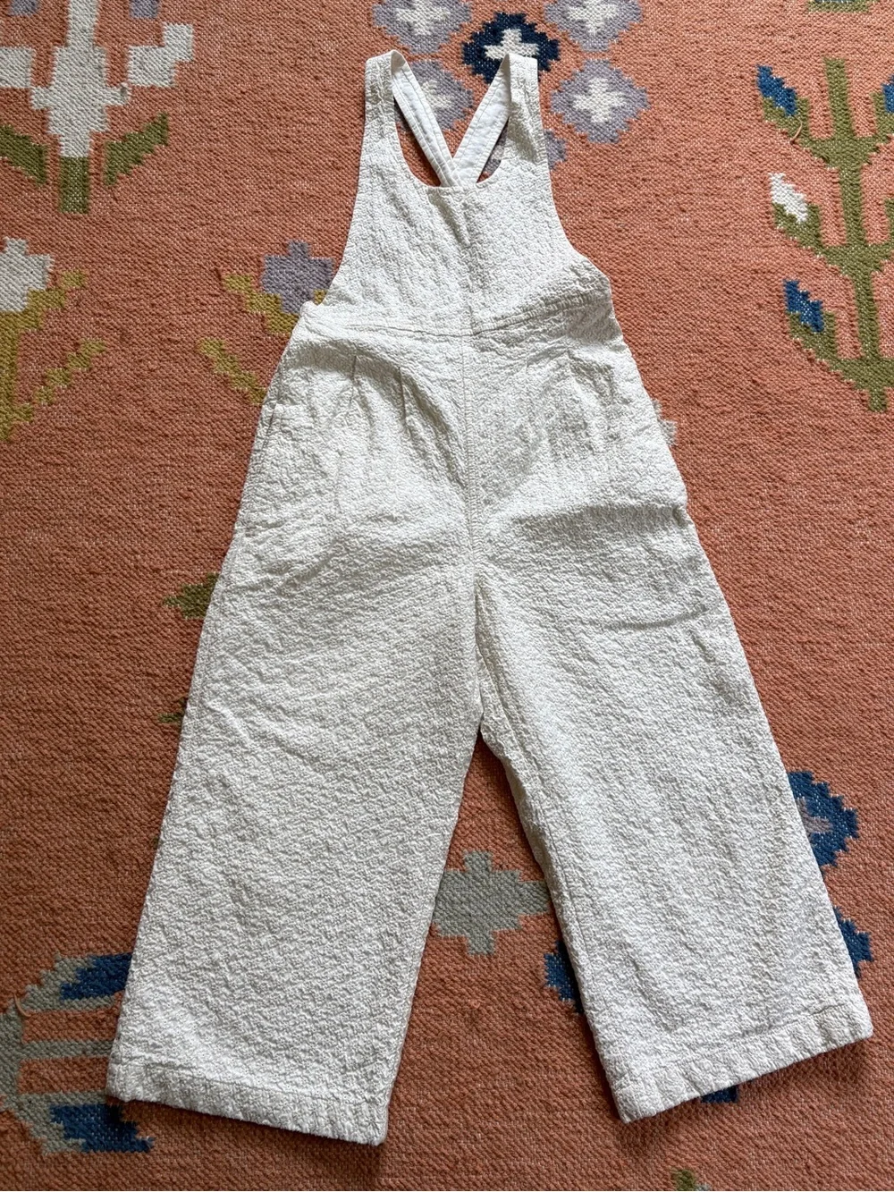 Hanna Andersson Girl’s Cream Floral Eyelet Wide Leg Overalls Size 6-7